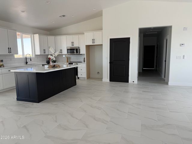 37608 W San Juan Avenue, Tonopah, AZ 85354