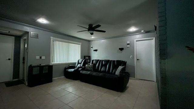 9282 NW 24th Place, Sunrise, FL 33322