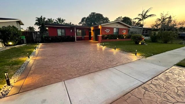 9282 NW 24th Place, Sunrise, FL 33322