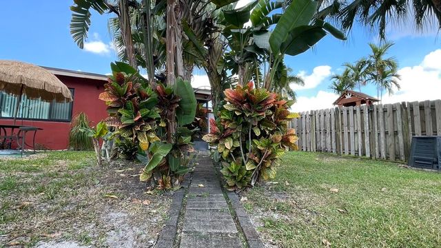 9282 NW 24th Place, Sunrise, FL 33322