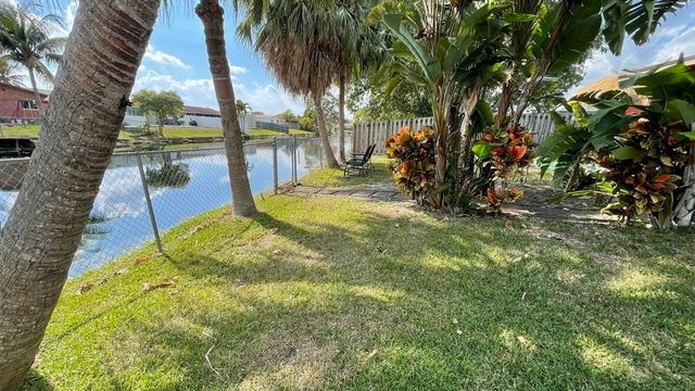 9282 NW 24th Place, Sunrise, FL 33322