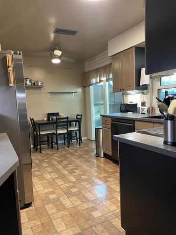 9282 NW 24th Place, Sunrise, FL 33322