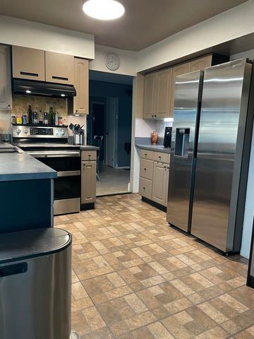 9282 NW 24th Place, Sunrise, FL 33322