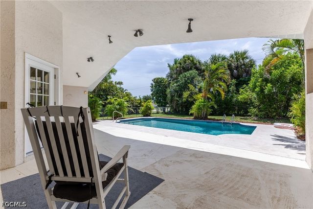 3606 Country Club BLVD, Cape Coral, FL 33904