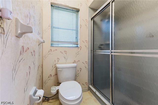 3606 Country Club BLVD, Cape Coral, FL 33904