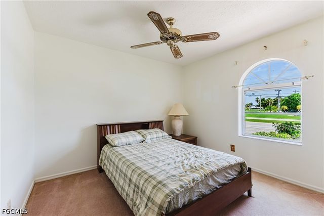 3606 Country Club BLVD, Cape Coral, FL 33904