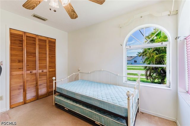 3606 Country Club BLVD, Cape Coral, FL 33904