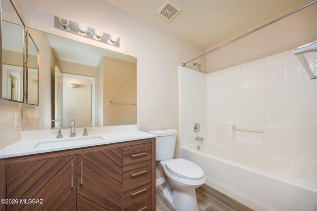 6558 W Hassayampa Place, Tucson, AZ 85743