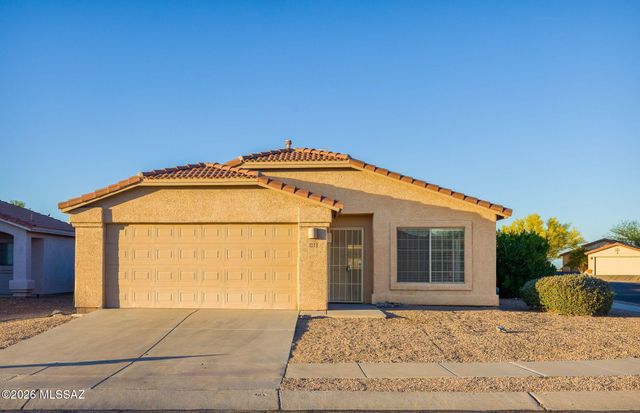 6558 W Hassayampa Place, Tucson, AZ 85743