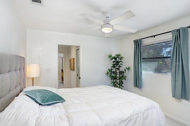 4921 E REGNAS AVENUE, Tampa, FL 33617