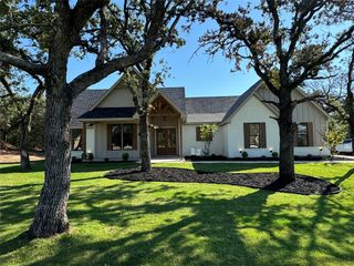 2016 Forrest Bridge, Azle, TX 75020