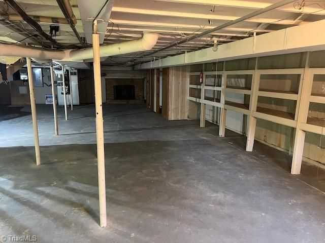 2 Echoview Circle, Lexington, NC 27292