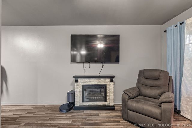 1006 SE 12th Street, Wagoner, OK 74467