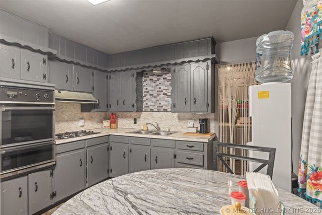 1006 SE 12th Street, Wagoner, OK 74467