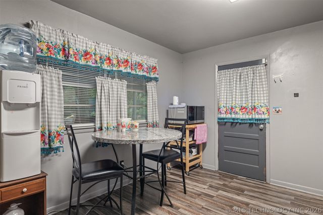 1006 SE 12th Street, Wagoner, OK 74467