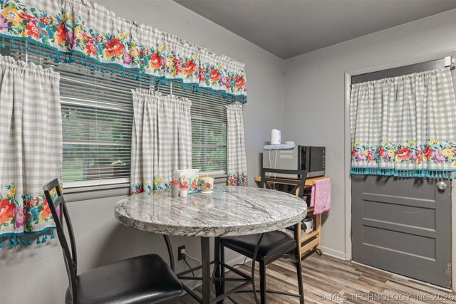 1006 SE 12th Street, Wagoner, OK 74467