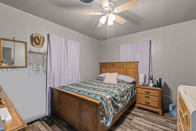 1006 SE 12th Street, Wagoner, OK 74467