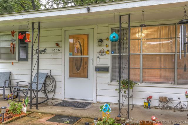 1006 SE 12th Street, Wagoner, OK 74467