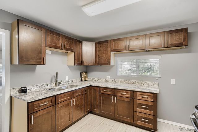 2263 W Parkhill Avenue, Littleton, CO 80120