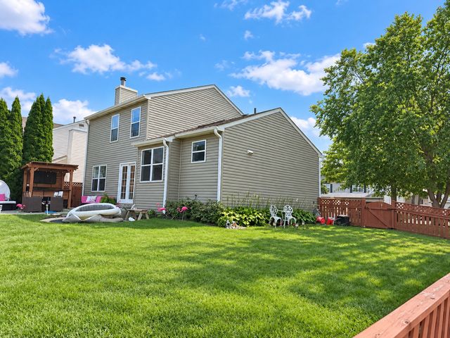 1423 PIONEER Court, Waukegan, IL 60085