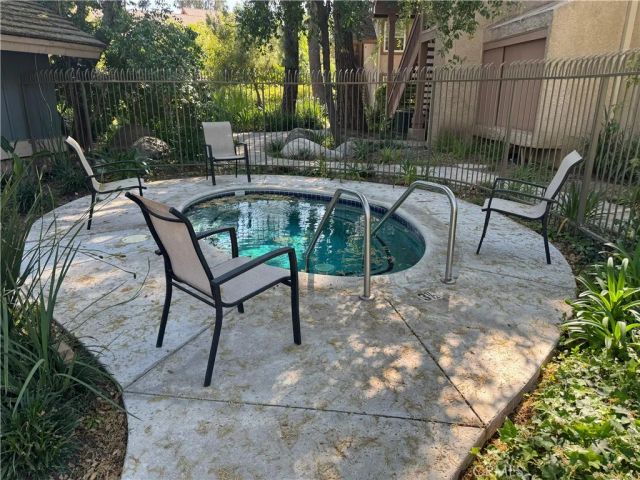 7150 Carlson Circle 65, Canoga Park, CA 91303