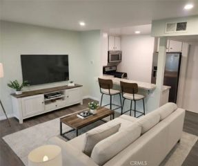 7150 Carlson Circle 65, Canoga Park, CA 91303