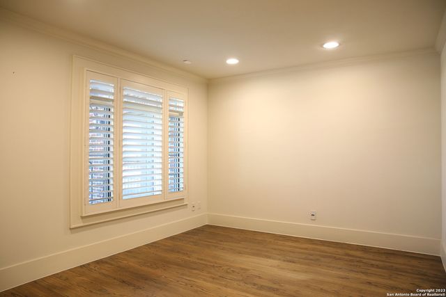 229 N MAIN ST, Boerne, TX 78006