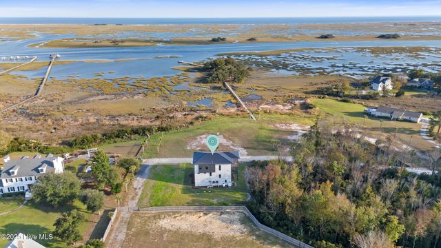 141 Dogwood Lane, Hampstead, NC 28443