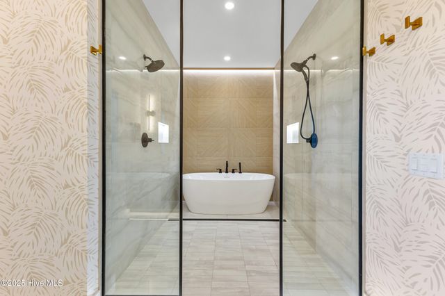 141 Dogwood Lane, Hampstead, NC 28443