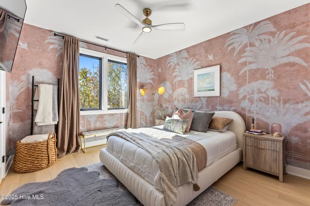 141 Dogwood Lane, Hampstead, NC 28443