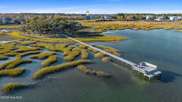 141 Dogwood Lane, Hampstead, NC 28443