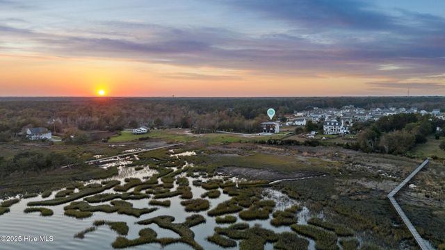 141 Dogwood Lane, Hampstead, NC 28443