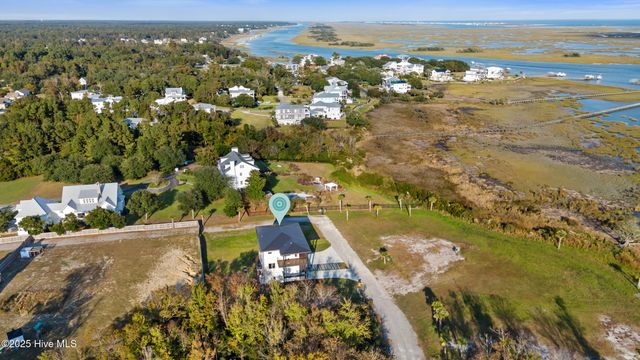 141 Dogwood Lane, Hampstead, NC 28443