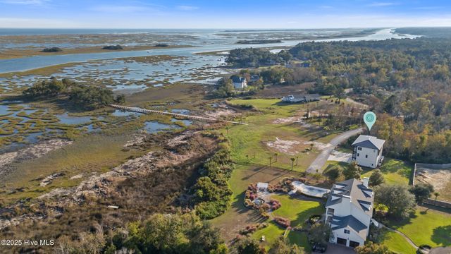 141 Dogwood Lane, Hampstead, NC 28443