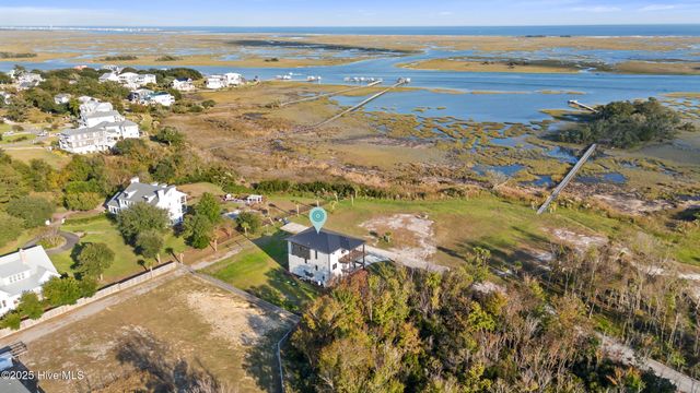 141 Dogwood Lane, Hampstead, NC 28443