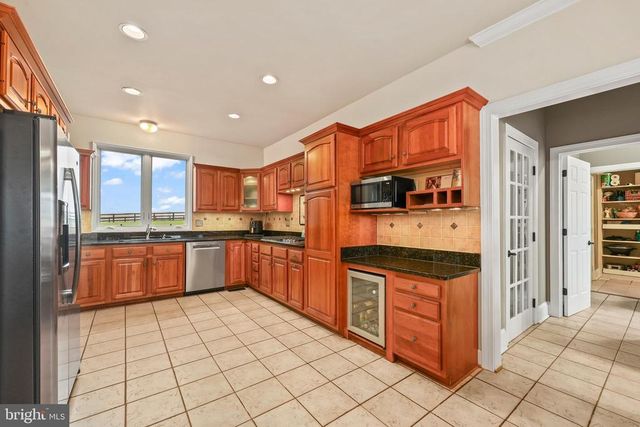9393 BRIAR LN, Delaplane, VA 20144