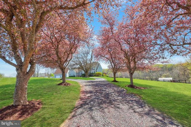 9393 BRIAR LN, Delaplane, VA 20144