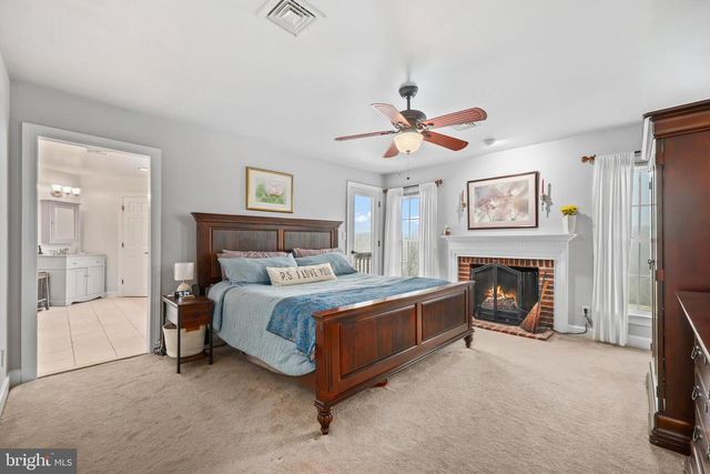 9393 BRIAR LN, Delaplane, VA 20144