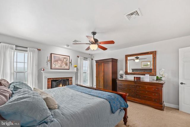9393 BRIAR LN, Delaplane, VA 20144