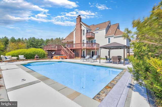 9393 BRIAR LN, Delaplane, VA 20144