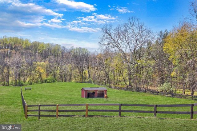 9393 BRIAR LN, Delaplane, VA 20144