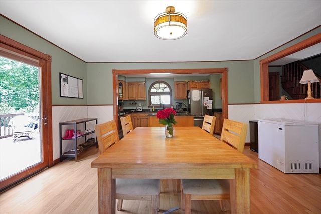 4 Birch Ln, Leicester, MA 01524