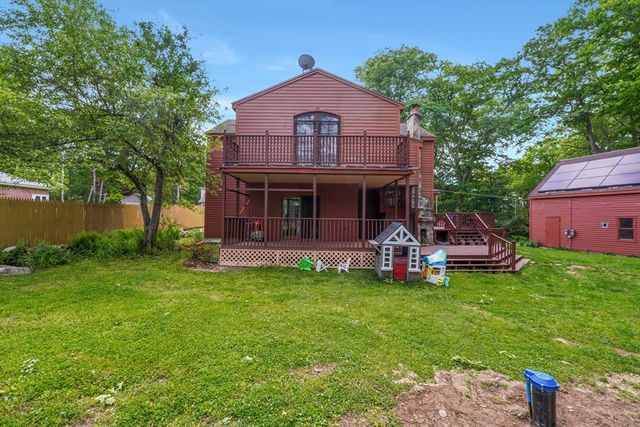 4 Birch Ln, Leicester, MA 01524