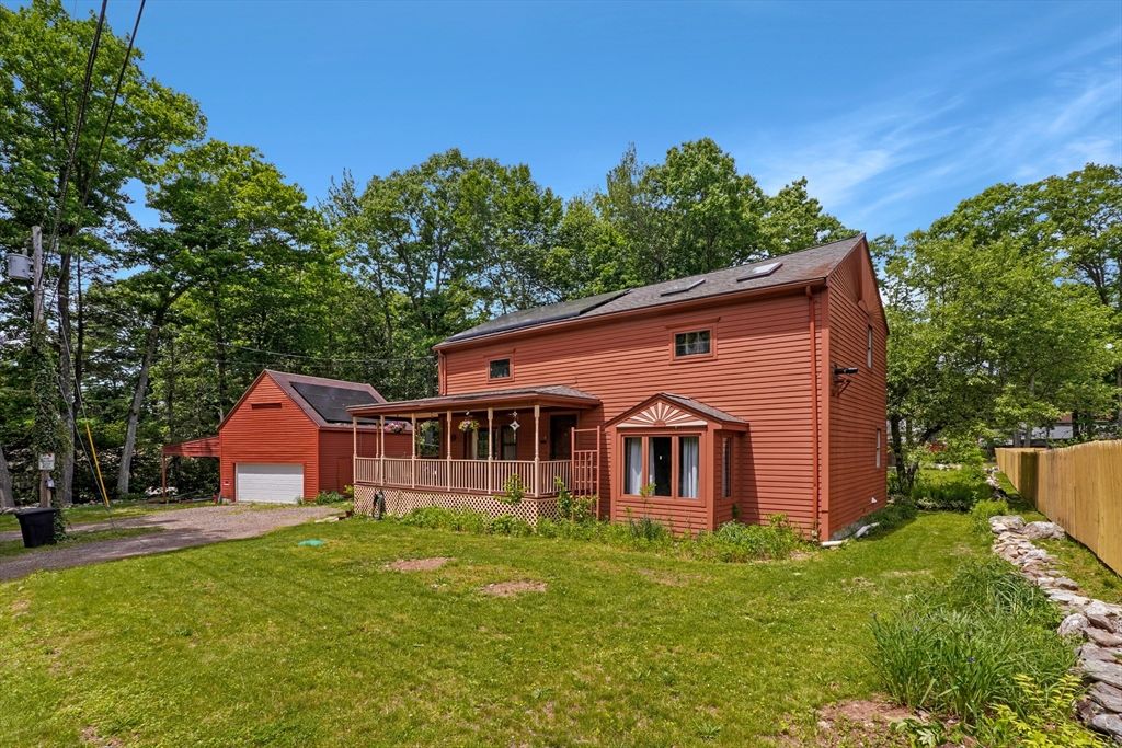 4 Birch Ln, Leicester, MA 01524