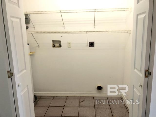 305 W Peachtree Avenue, Foley, AL 36535