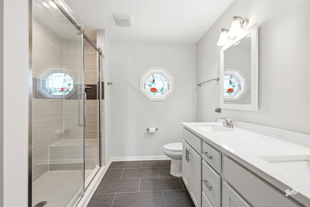 36 N Ashland Avenue, Palatine, IL 60074