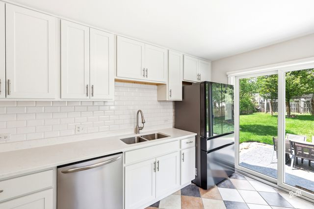 36 N Ashland Avenue, Palatine, IL 60074