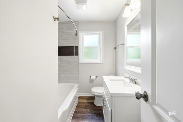 36 N Ashland Avenue, Palatine, IL 60074