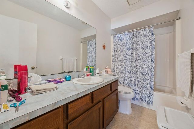 175 BULL RUN AVENUE, Osteen, FL 32764