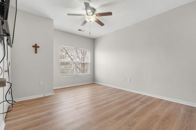 149 Saddlebrook Lane, 557, Florence, KY 41042